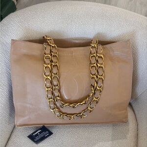 Authentic CHANEL large beige Lambskin shopping executive CC tote
